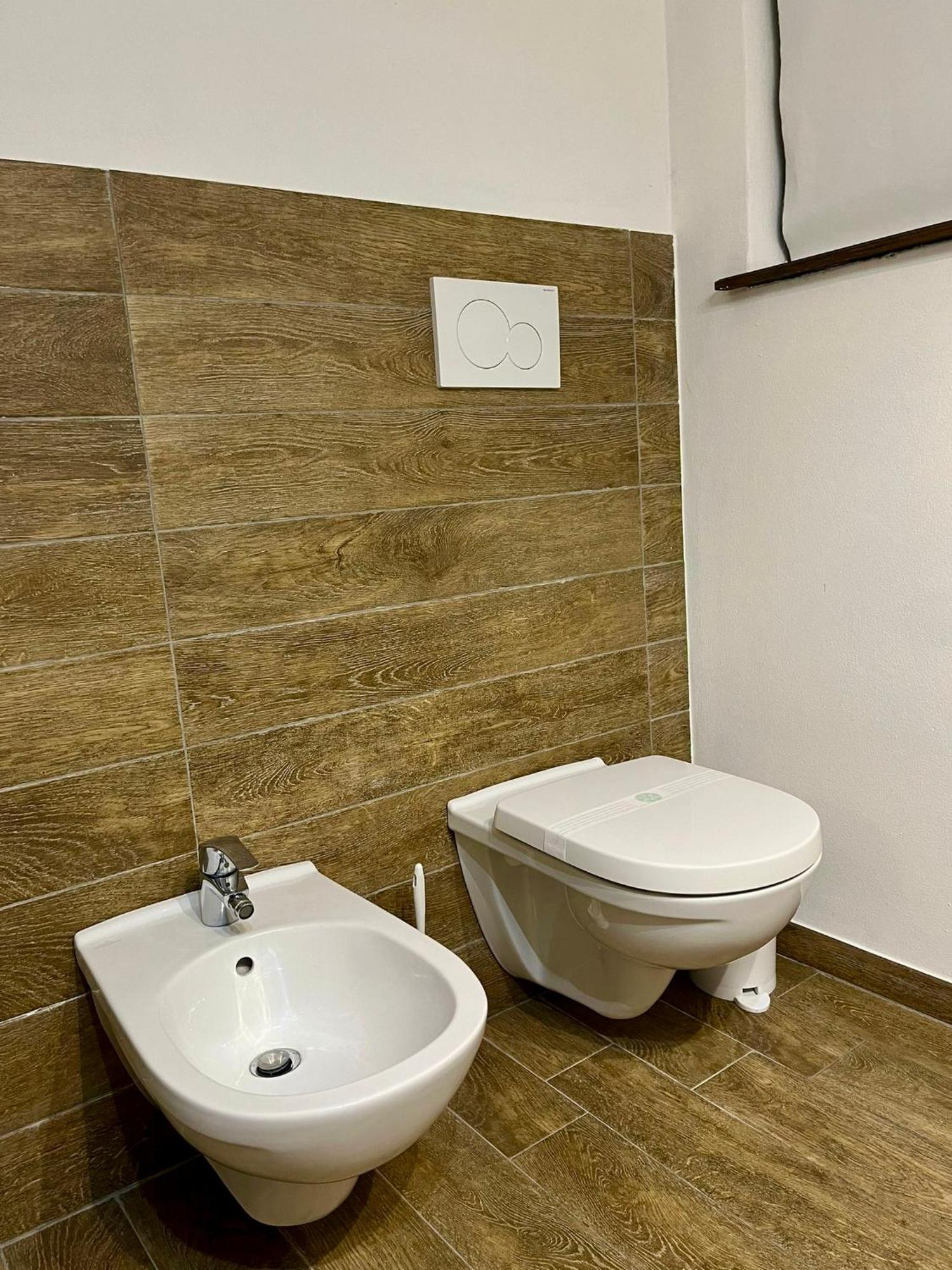 Ferienwohnung Residenza Corrado By Almanova Residenze Mantua Exterior foto