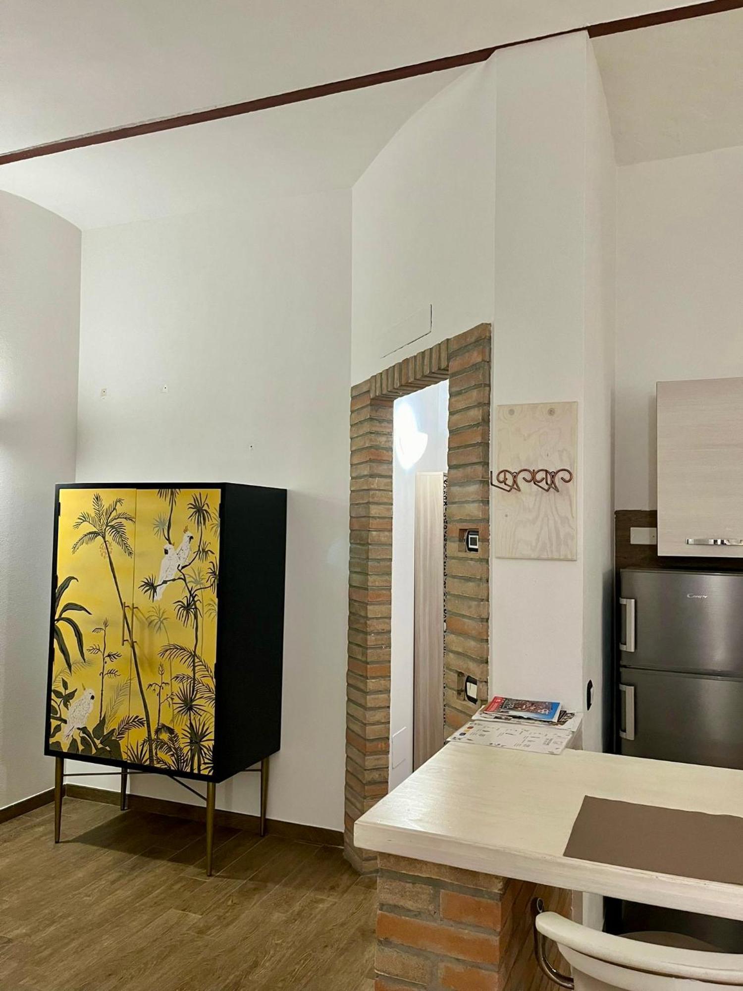 Ferienwohnung Residenza Corrado By Almanova Residenze Mantua Exterior foto
