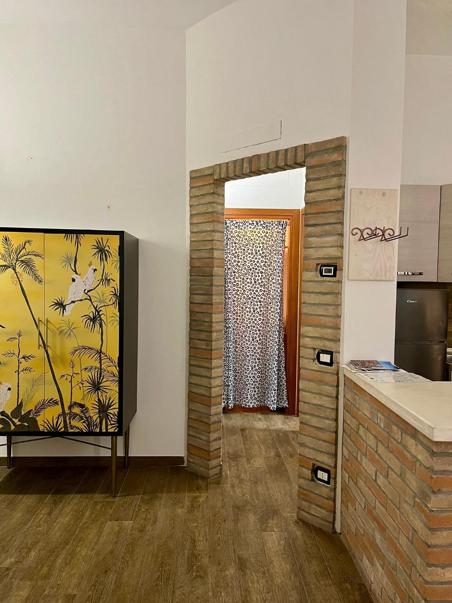 Ferienwohnung Residenza Corrado By Almanova Residenze Mantua Exterior foto